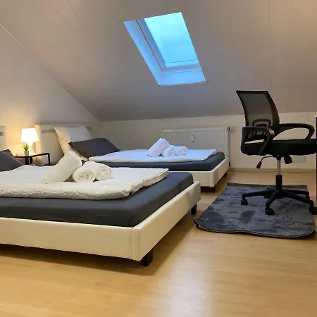 Deluxe Business Suite Mit Netflix Premium & Parkplatz, Zentral Zu Audi & Schwarz Gruppe With 2 Bedrooms Bad Friedrichshall Buitenkant foto