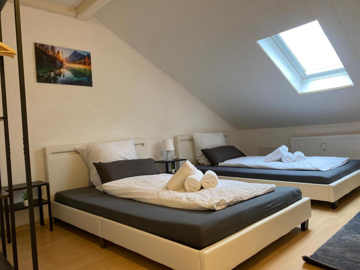 Apartment Deluxe Business Mit Netflix Premium & Parkplatz, Zentral Zu Audi & Schwarz Gruppe With 2 Bedrooms Bad Friedrichshall