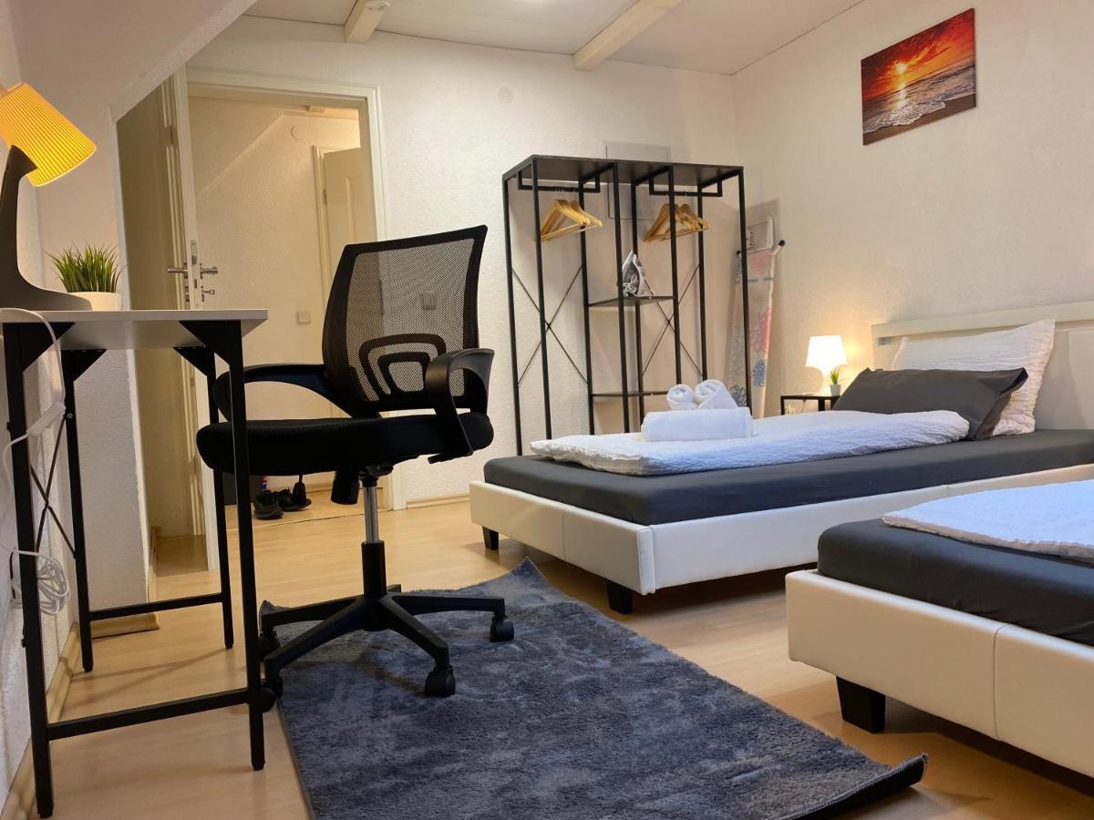 Deluxe Business Mit Netflix Premium & Parkplatz, Zentral Zu Audi & Schwarz Gruppe With 2 Bedrooms Apartment Bad Friedrichshall